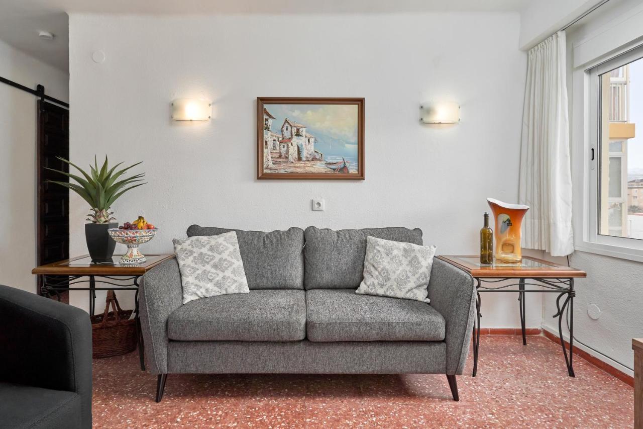 Apartment In Альгарробо-Коста Экстерьер фото