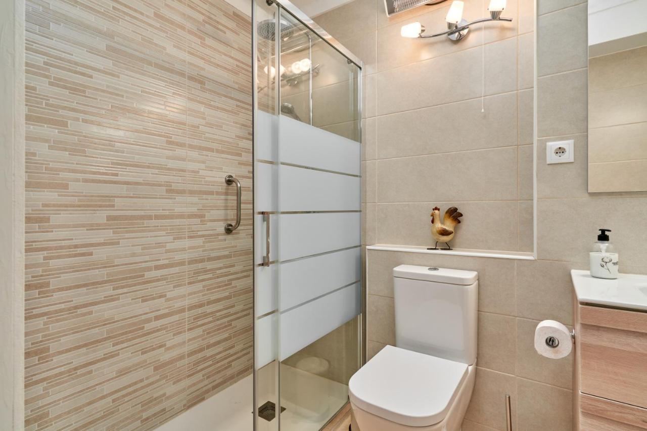 Apartment In Альгарробо-Коста Экстерьер фото